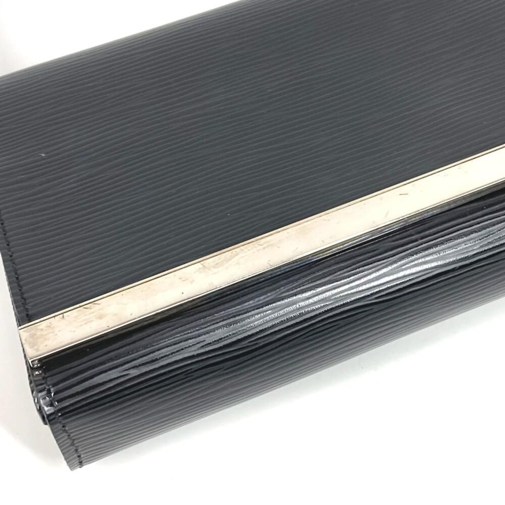 Louis Vuitton Clutch