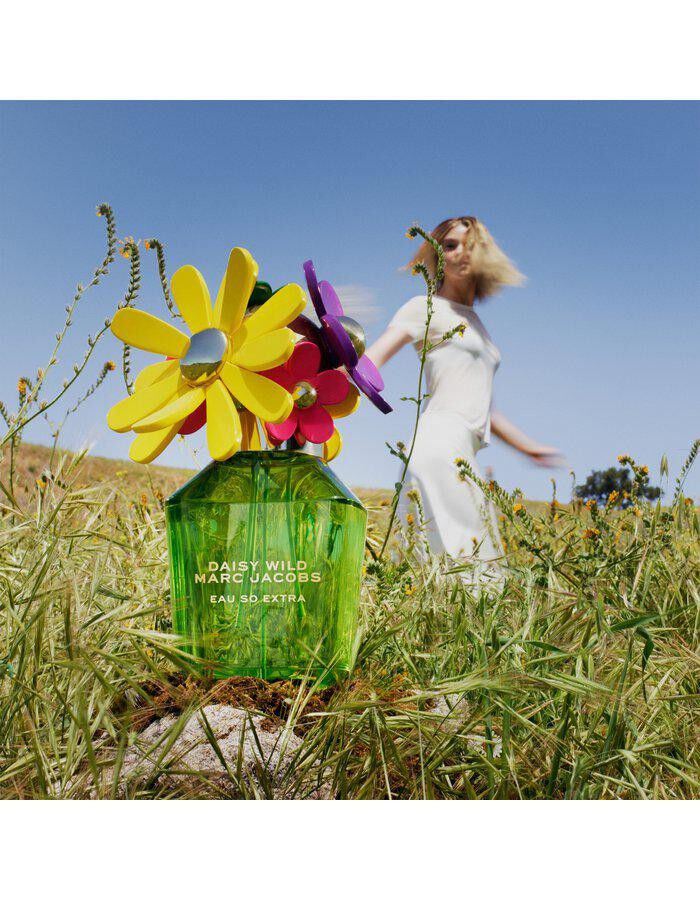 Daisy Wild Eau so Extra