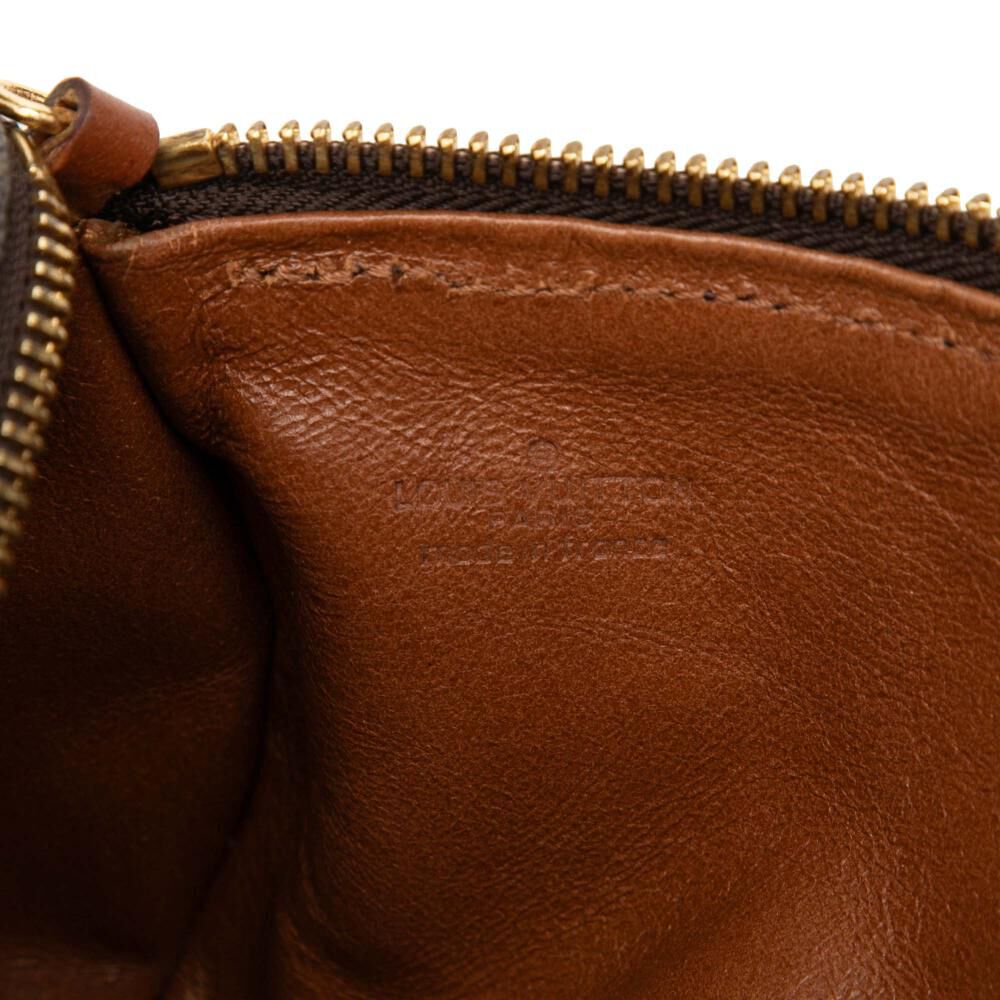 Louis Vuitton Papillon