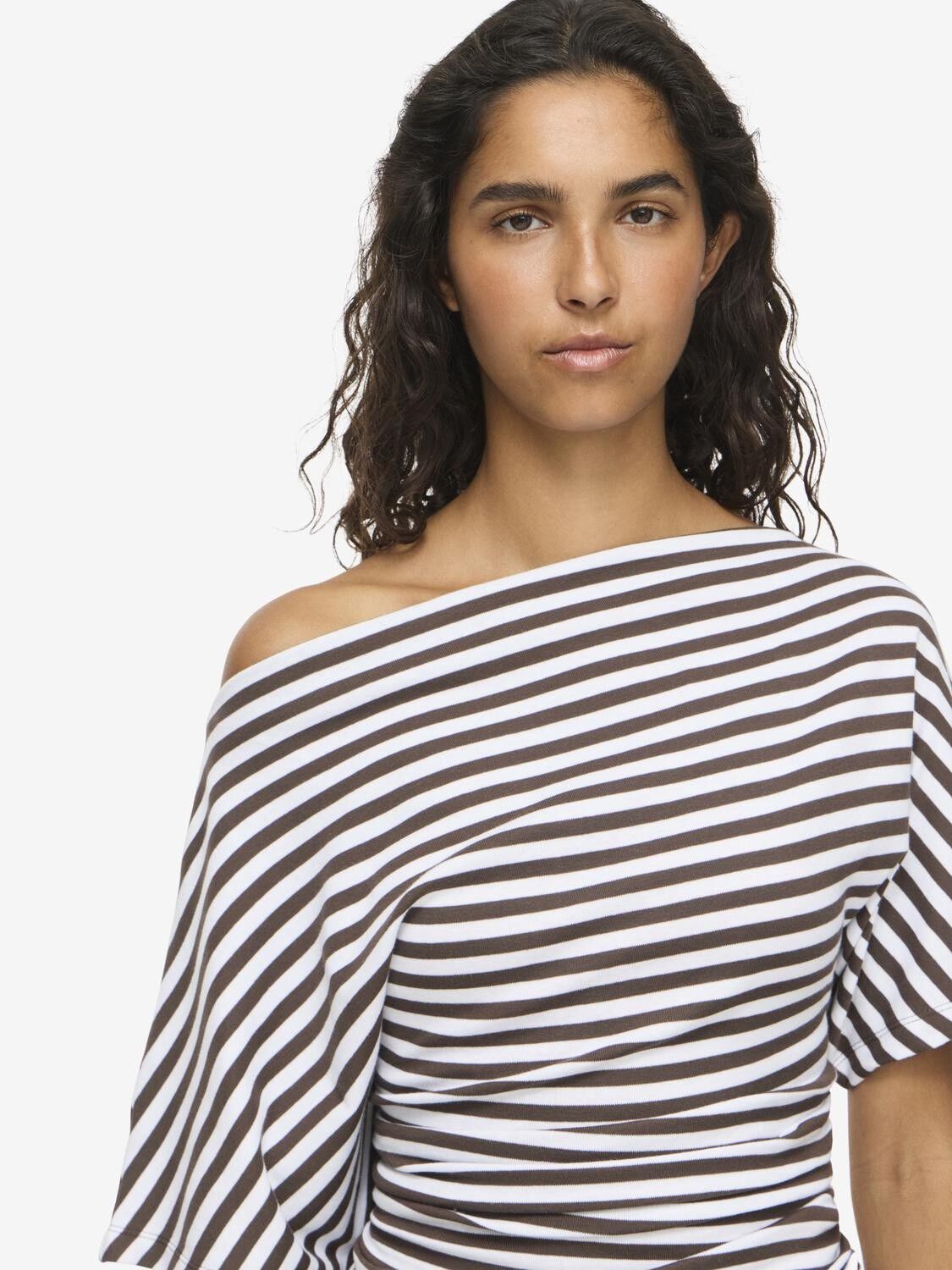 Nmstormi June Off Shoulder Top Tnt/18