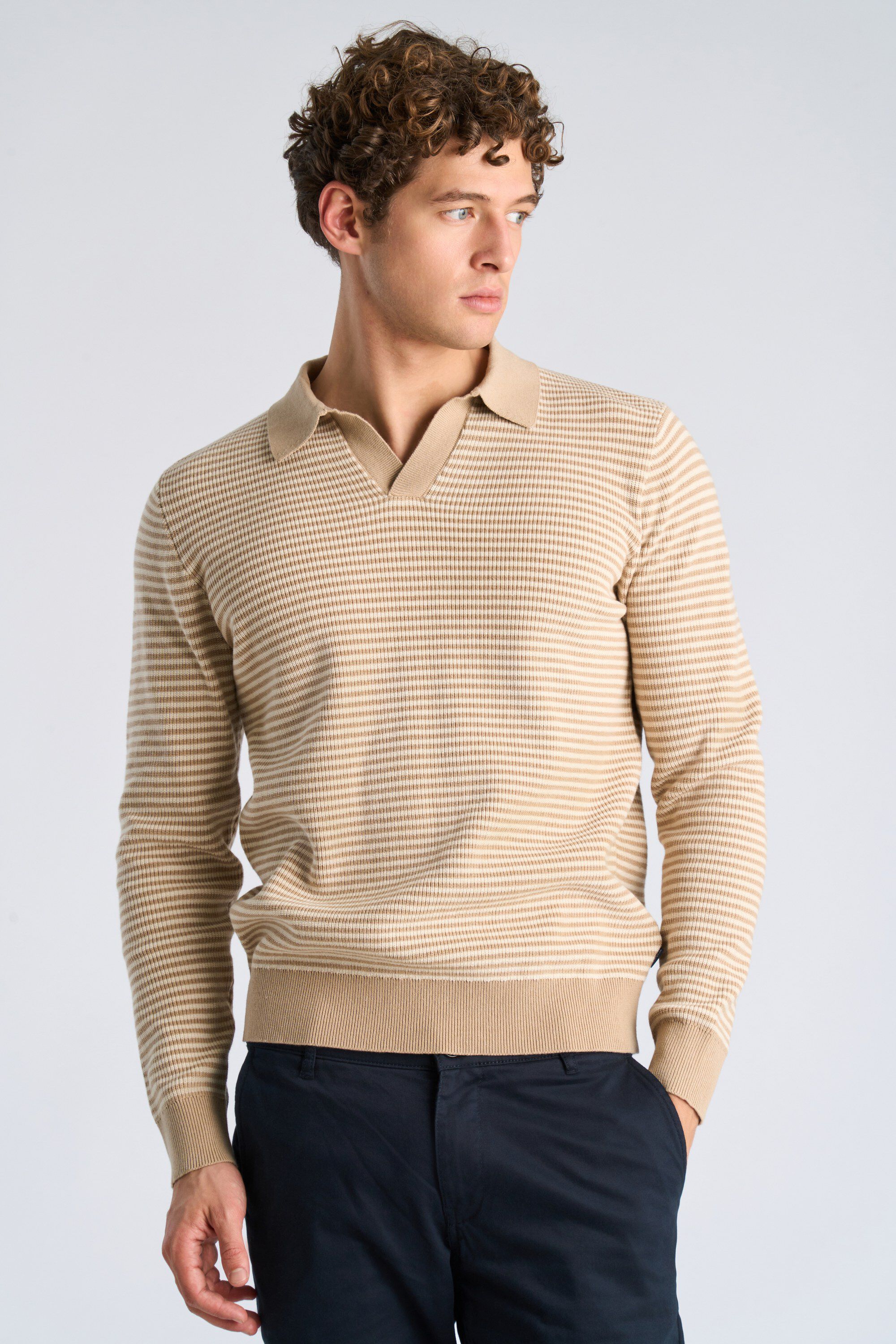 Recycled v-neck polo knit L/S
