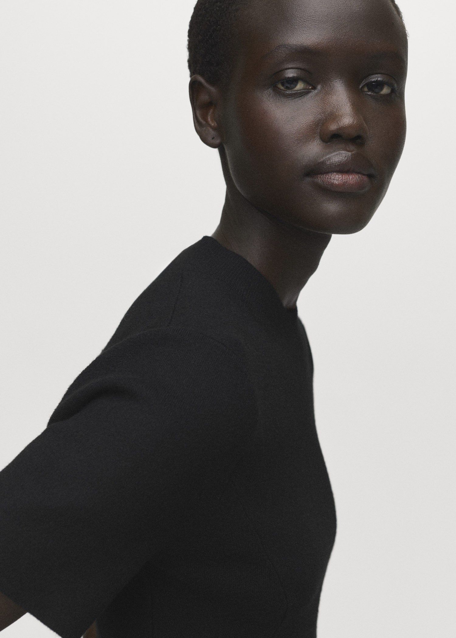 Fine-knit flared dress