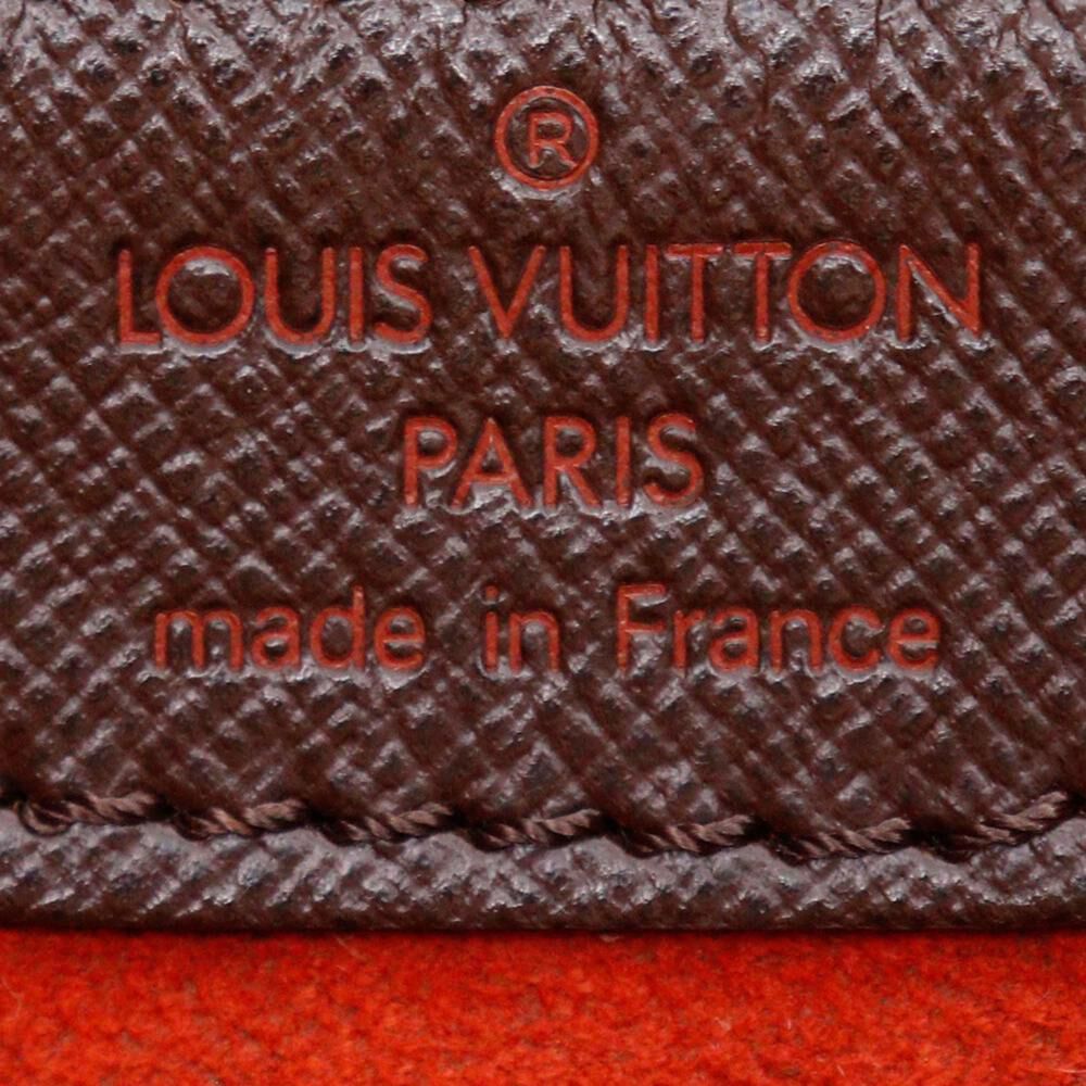 Louis Vuitton Marais