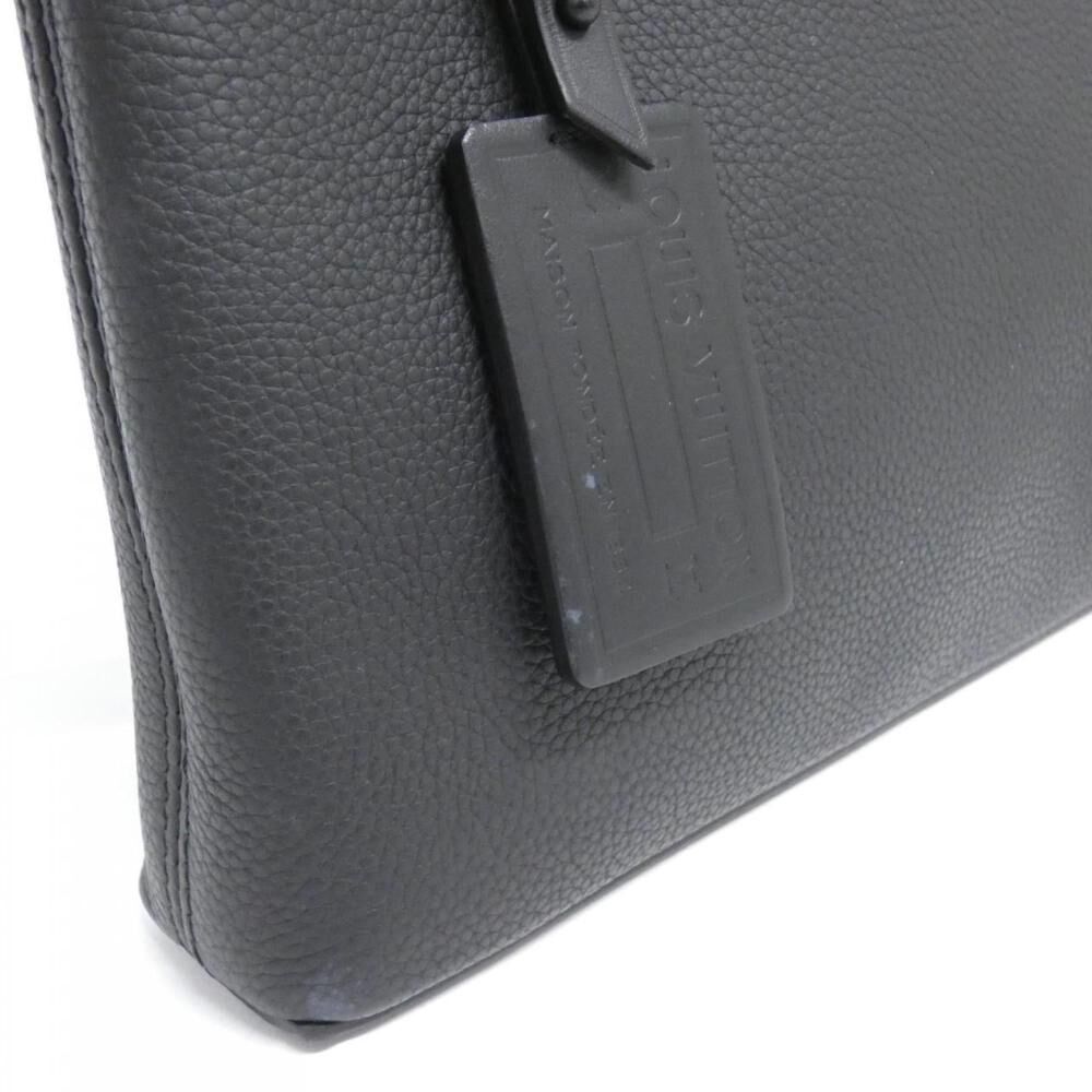 Louis Vuitton Pouch