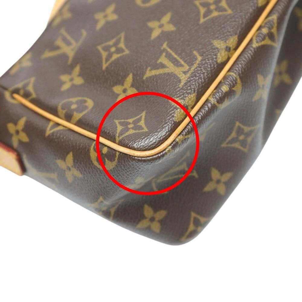 Louis Vuitton Shoulder Bags
