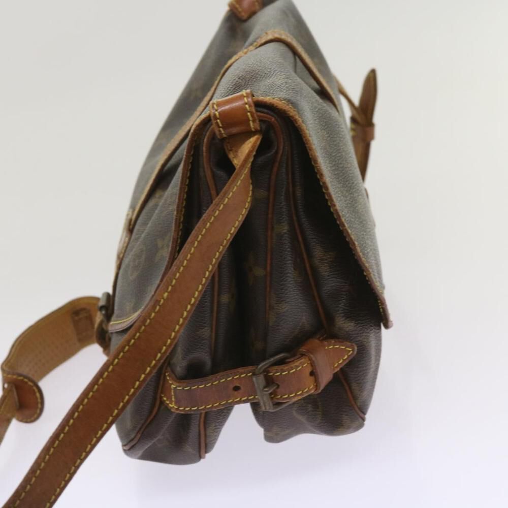 Louis Vuitton Saumur