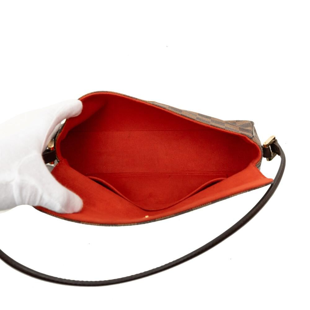 Louis Vuitton Recital