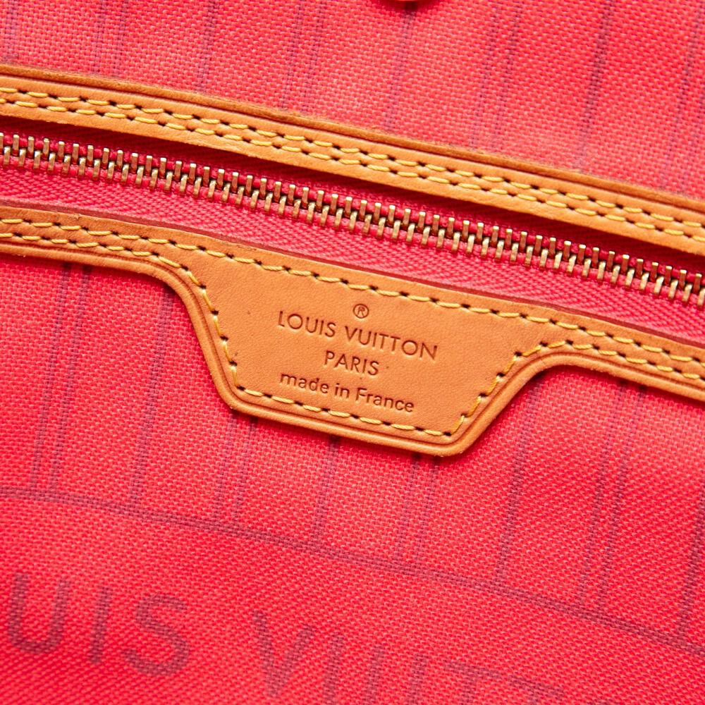 Louis Vuitton Neverfull