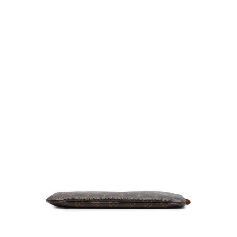 Louis Vuitton Clutch