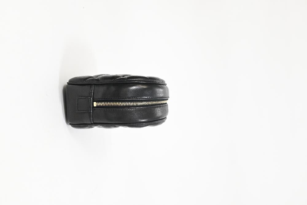 Yves Saint Laurent Pouch