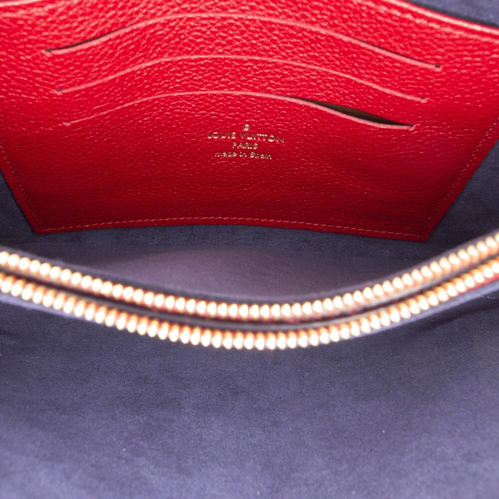 Louis Vuitton Shoulder Bags