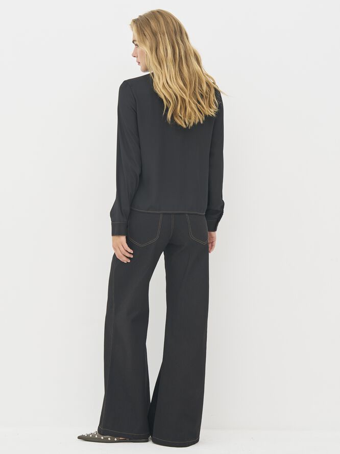 Beate Shirt