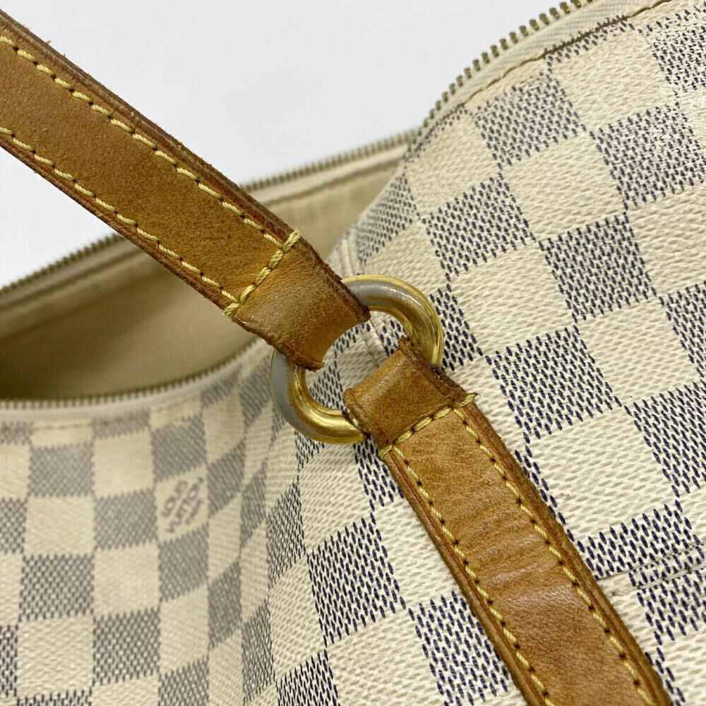 Louis Vuitton Totally