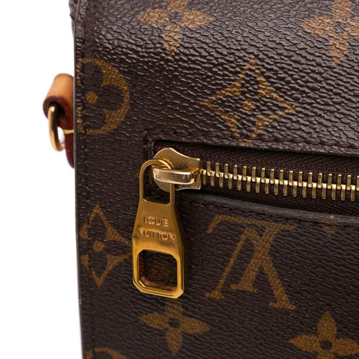 Louis Vuitton Pochette Métis