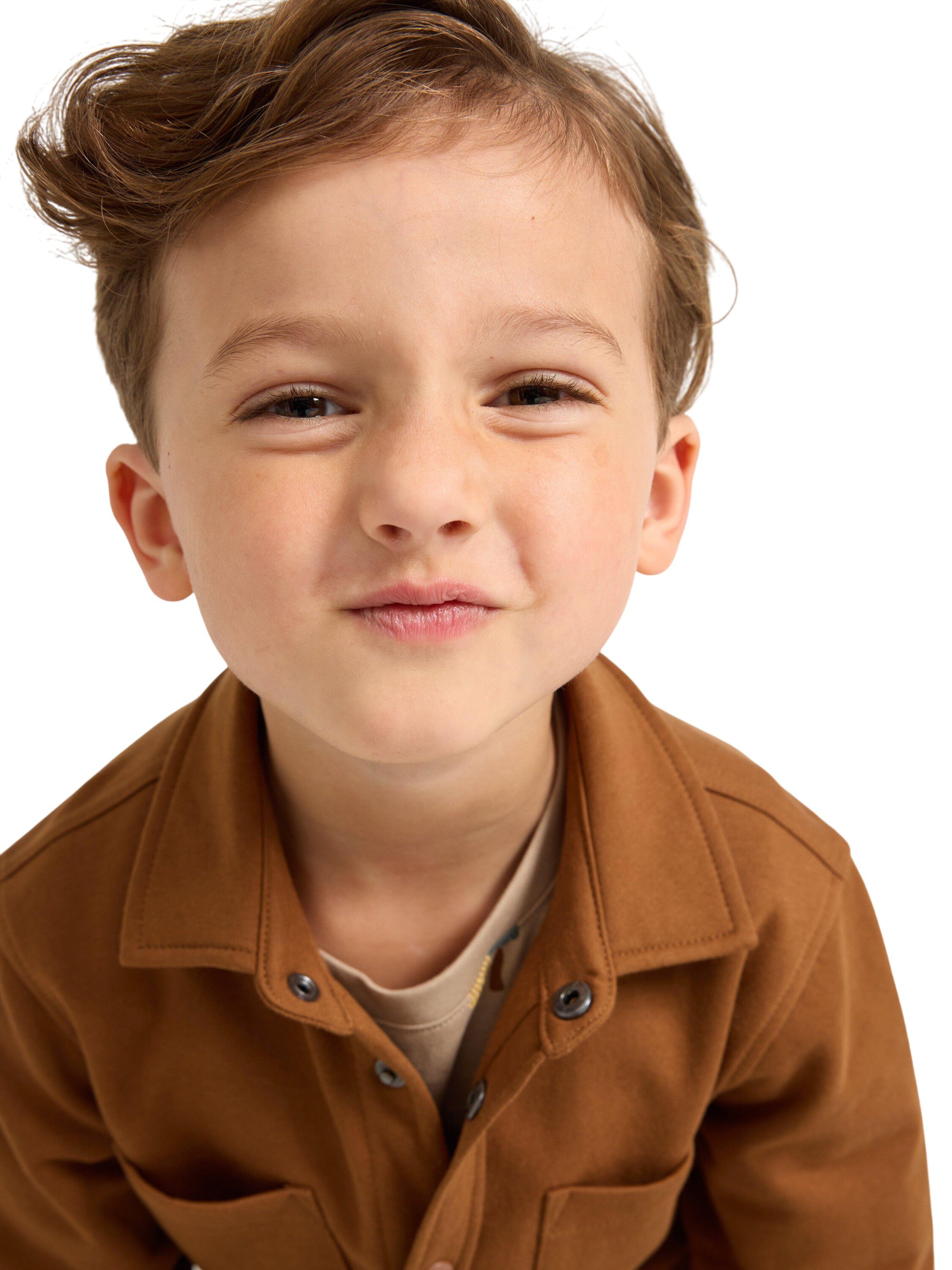 Mjuk overshirt i bomullstrik&aring; med