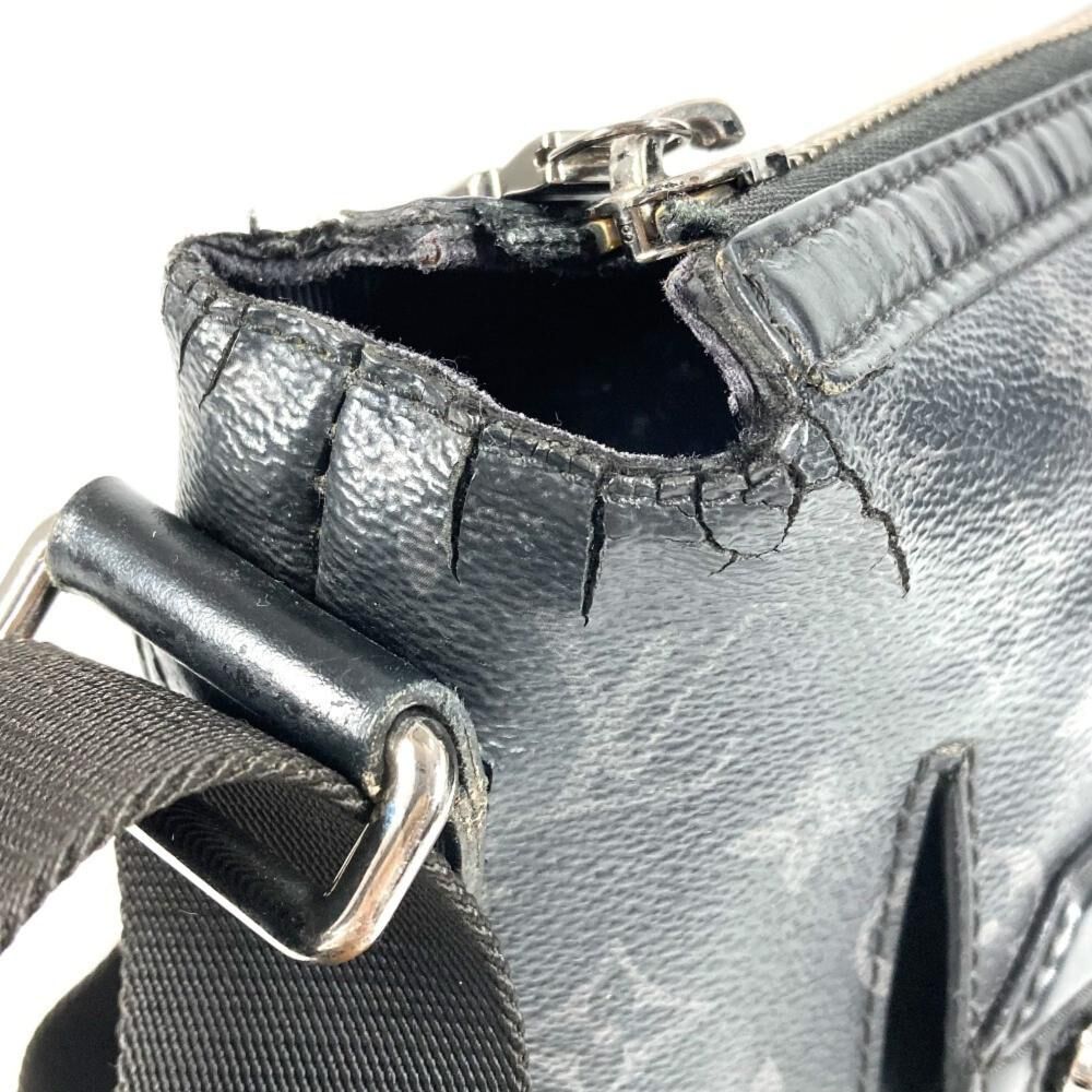 Louis Vuitton Crossbody Bag