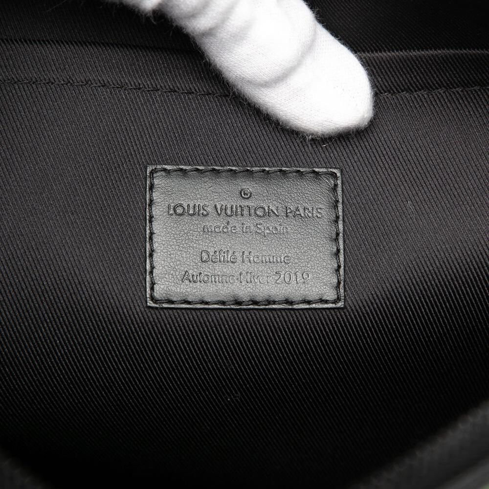 Louis Vuitton Clutch
