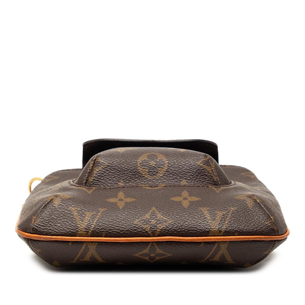 Louis Vuitton Clutch