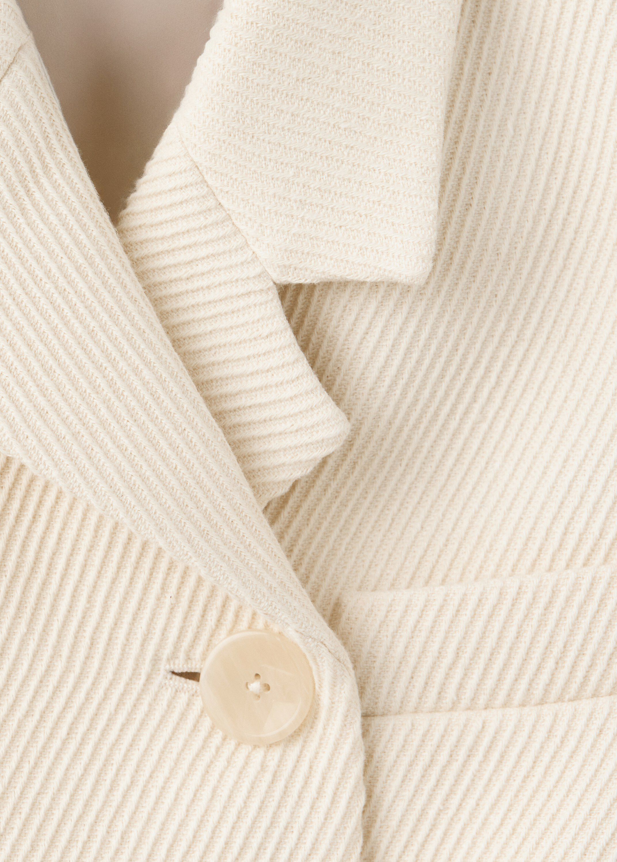 Short double-breasted jacket