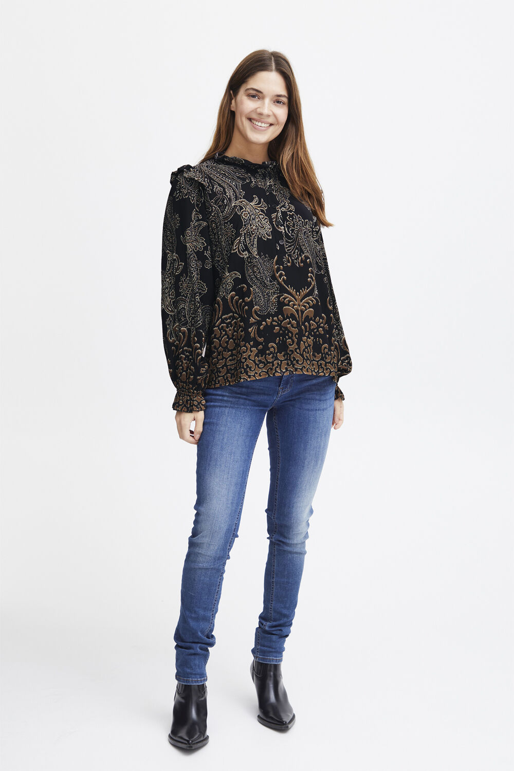 L&aring;ng&auml;rmade blusar