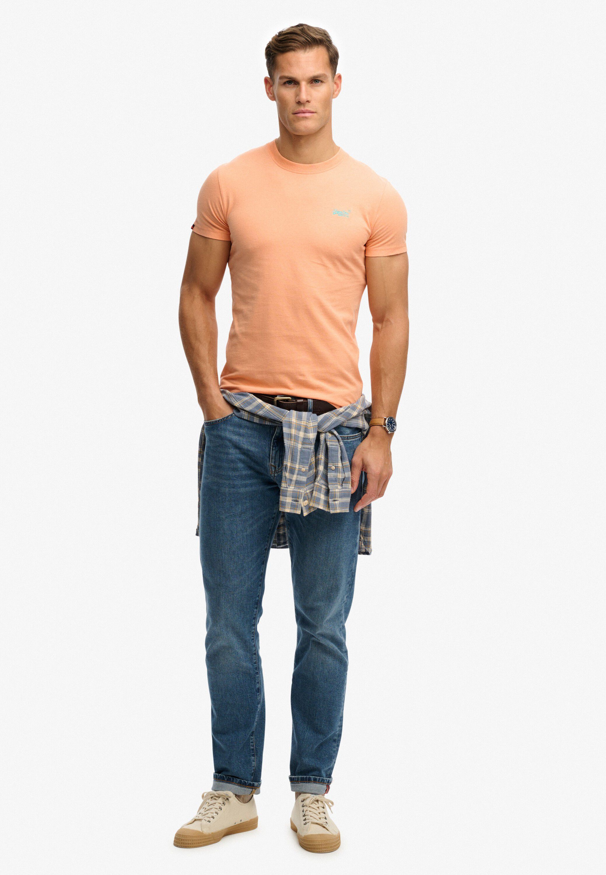 ESSENTIAL LOGO EMB TEE