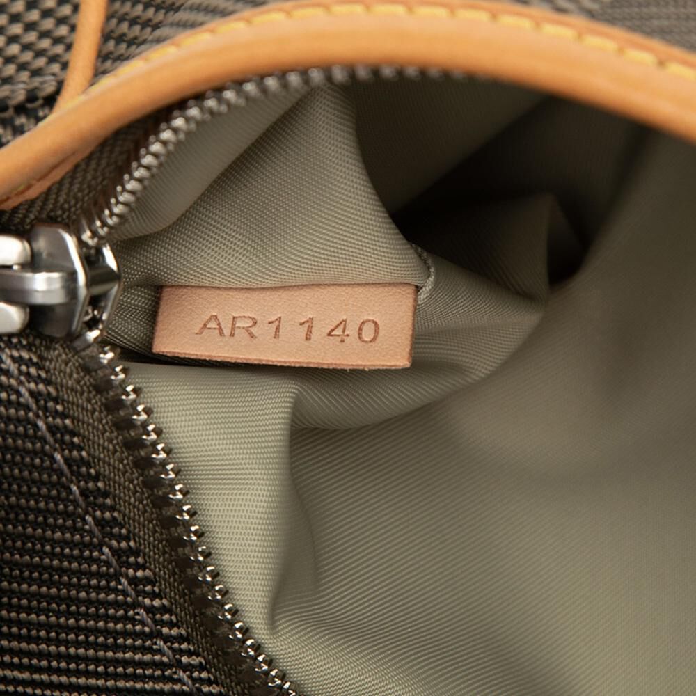 Louis Vuitton Damier Geant Associe