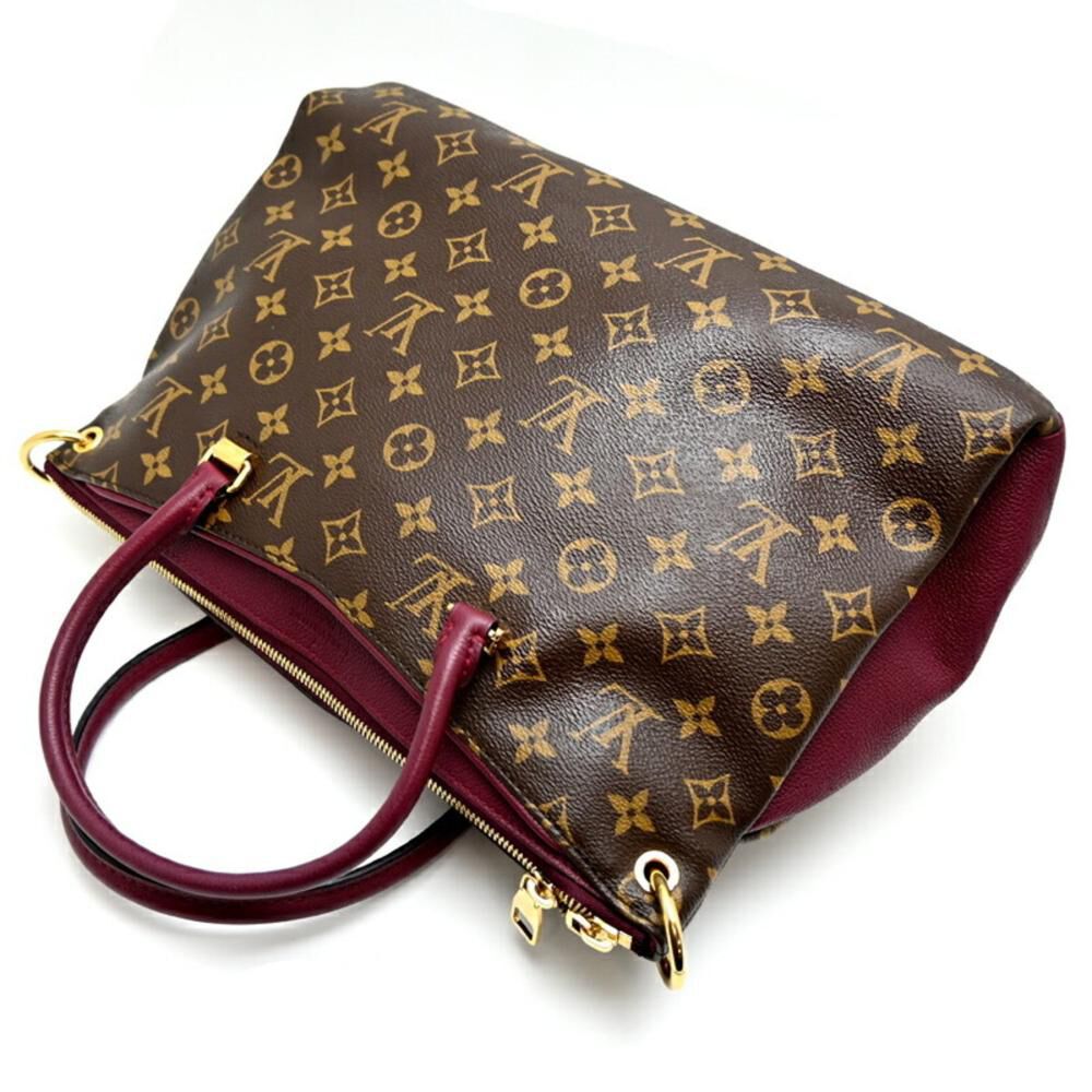 Louis Vuitton Pallas