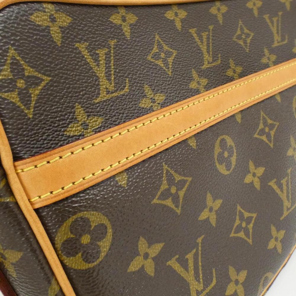 Louis Vuitton Shoulder Bags