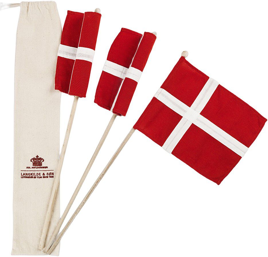 Stofflag p&aring; pind 3 stk hurraflag