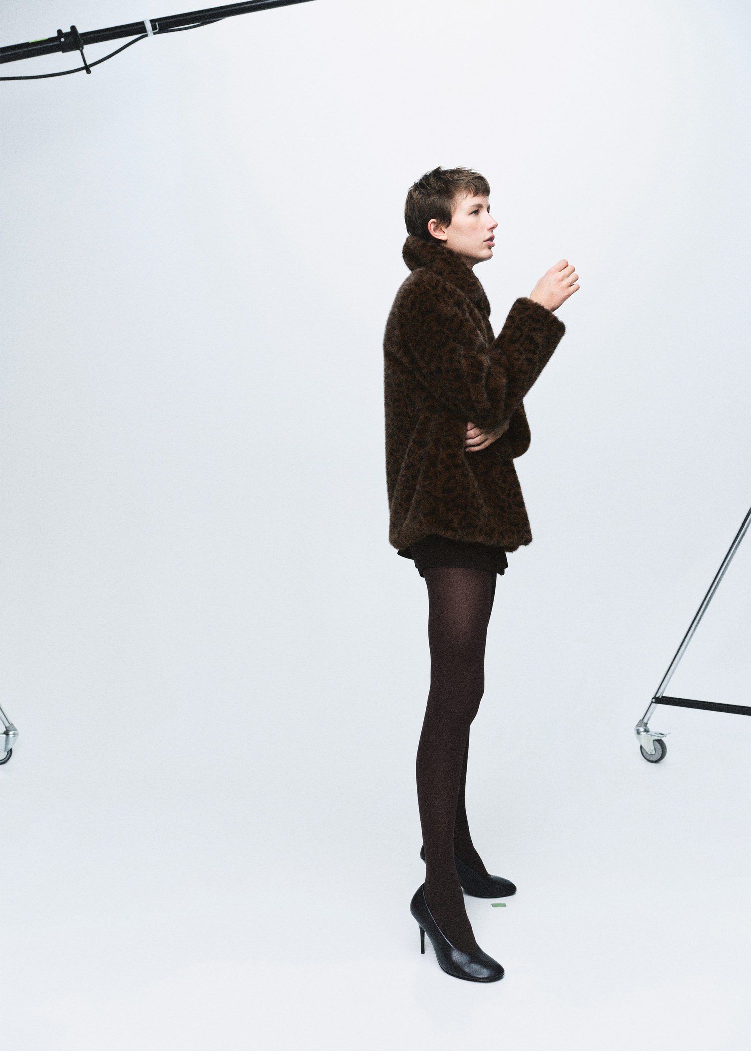 Leopard fur-effect coat