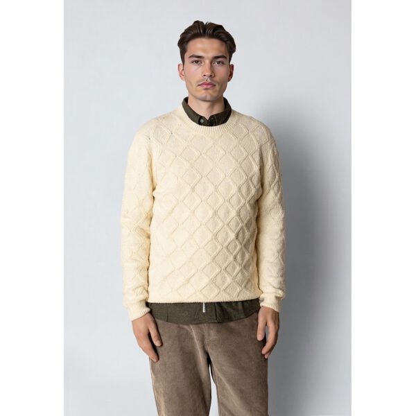 Avery cable knit