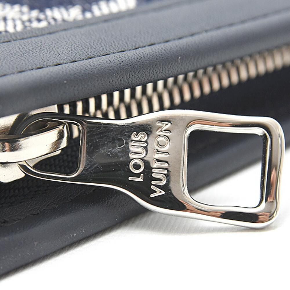 Louis Vuitton Pochette Homme