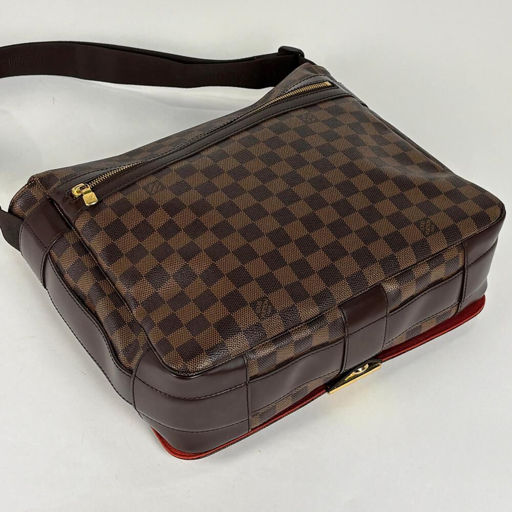 Louis Vuitton Bastille