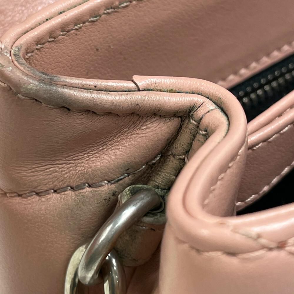 Yves Saint Laurent Shoulder Bag
