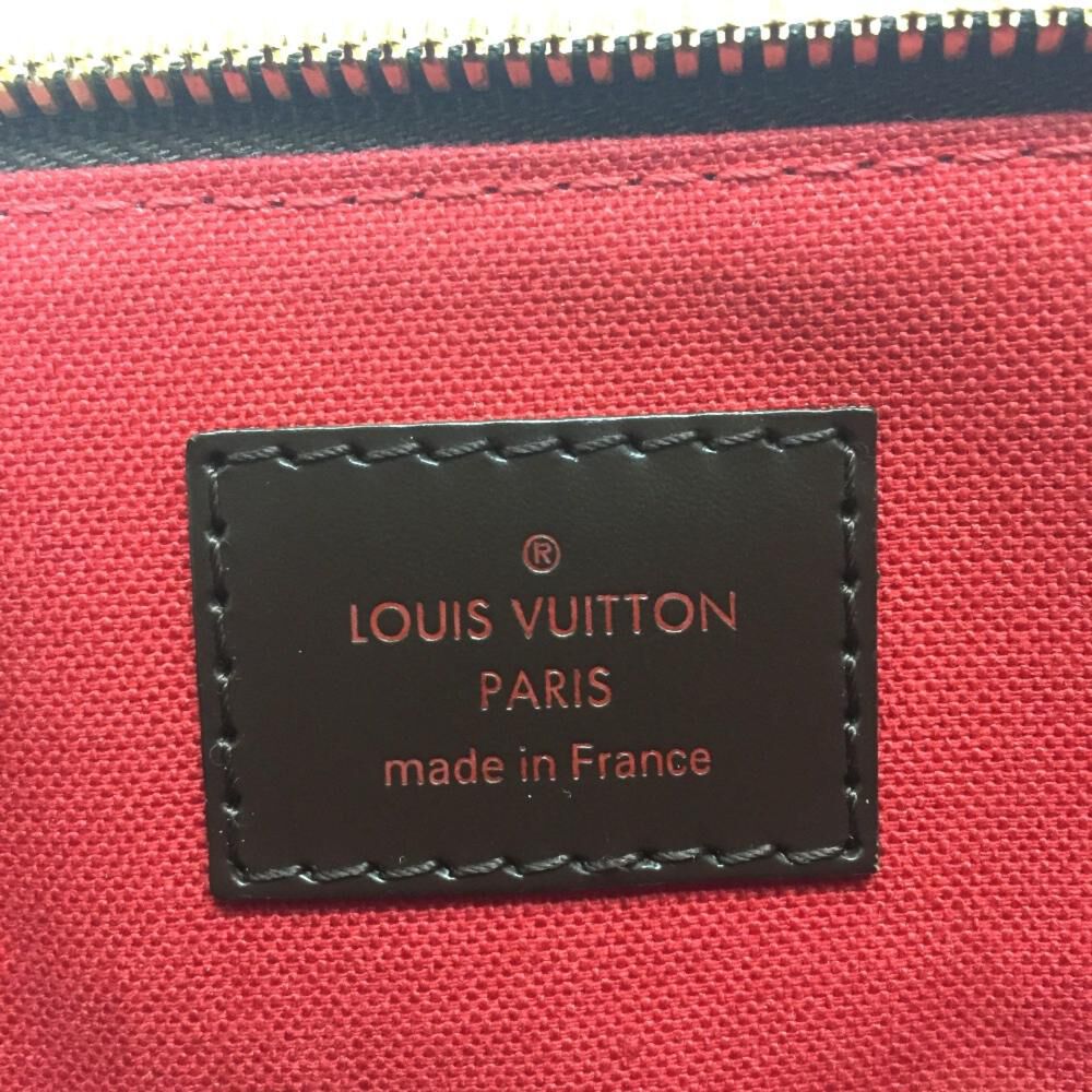 Louis Vuitton Shoulder Bags