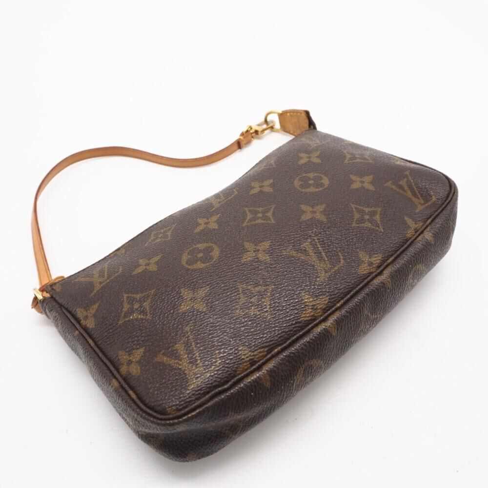 Louis Vuitton Pochette Accessoires