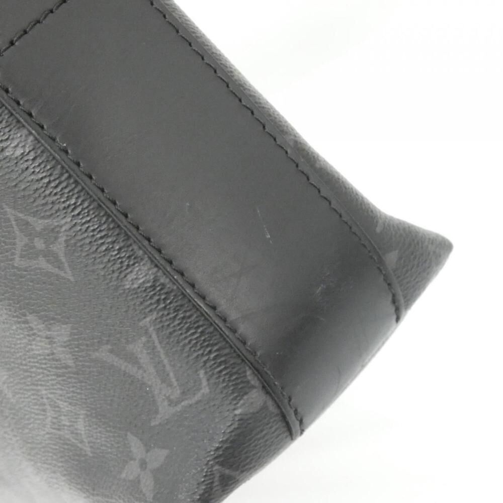 Louis Vuitton Messenger