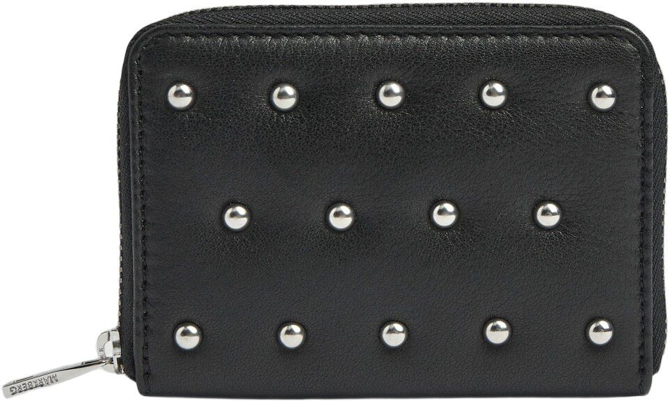 Selmambg Wallet, Studs