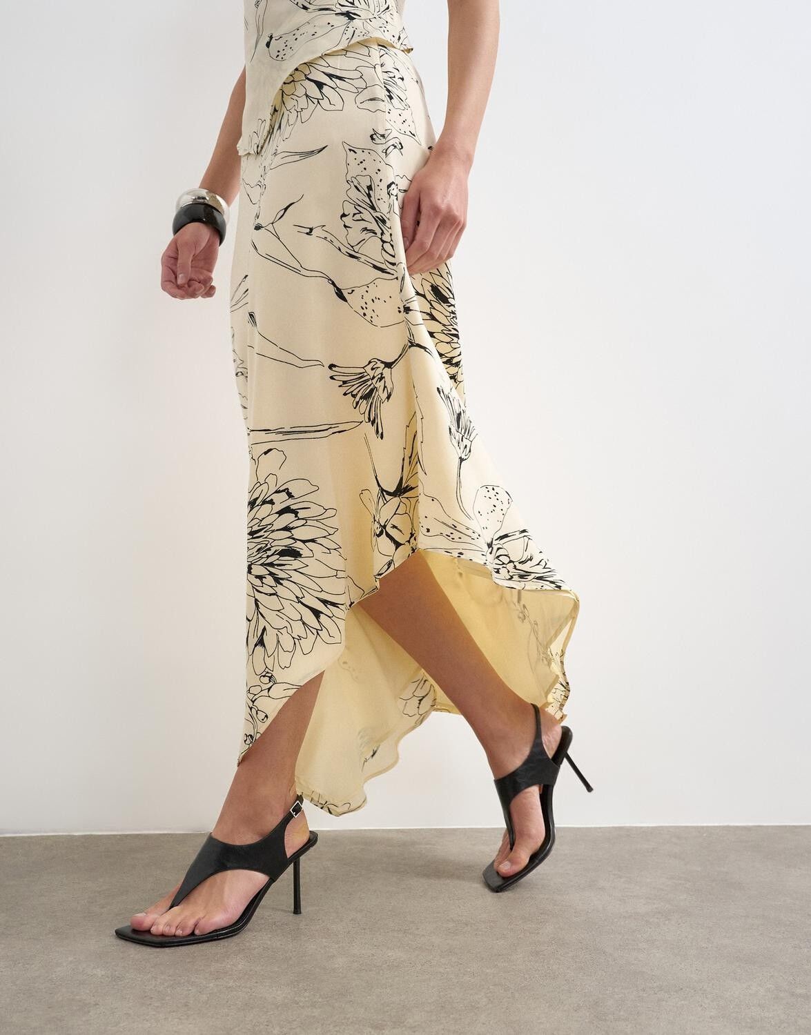 Tsmani Asymmetric Slip Skirt Wvn
