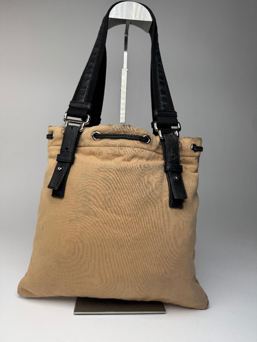 Yves Saint Laurent Handbag