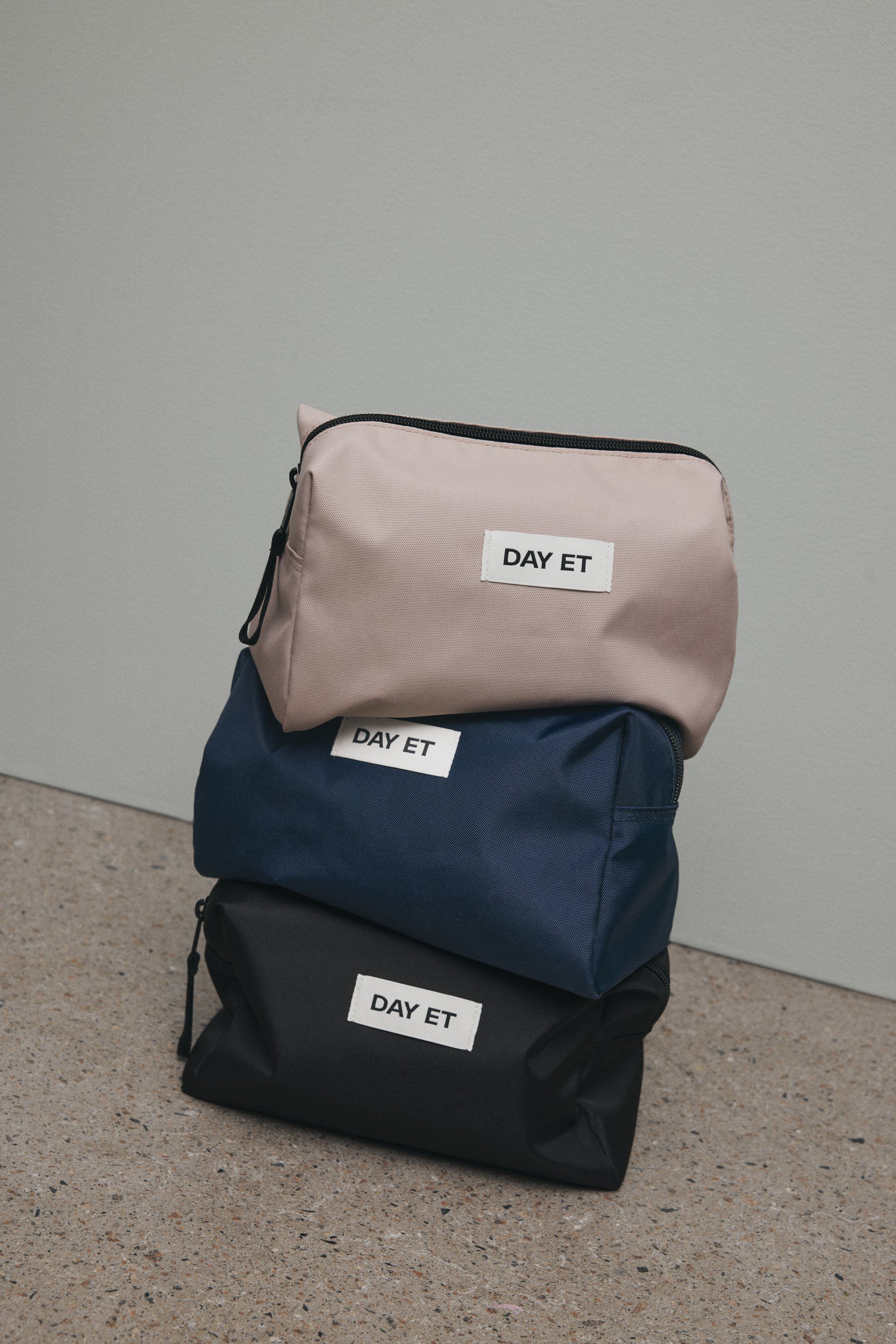 Day Gweneth RE-S Washbag S