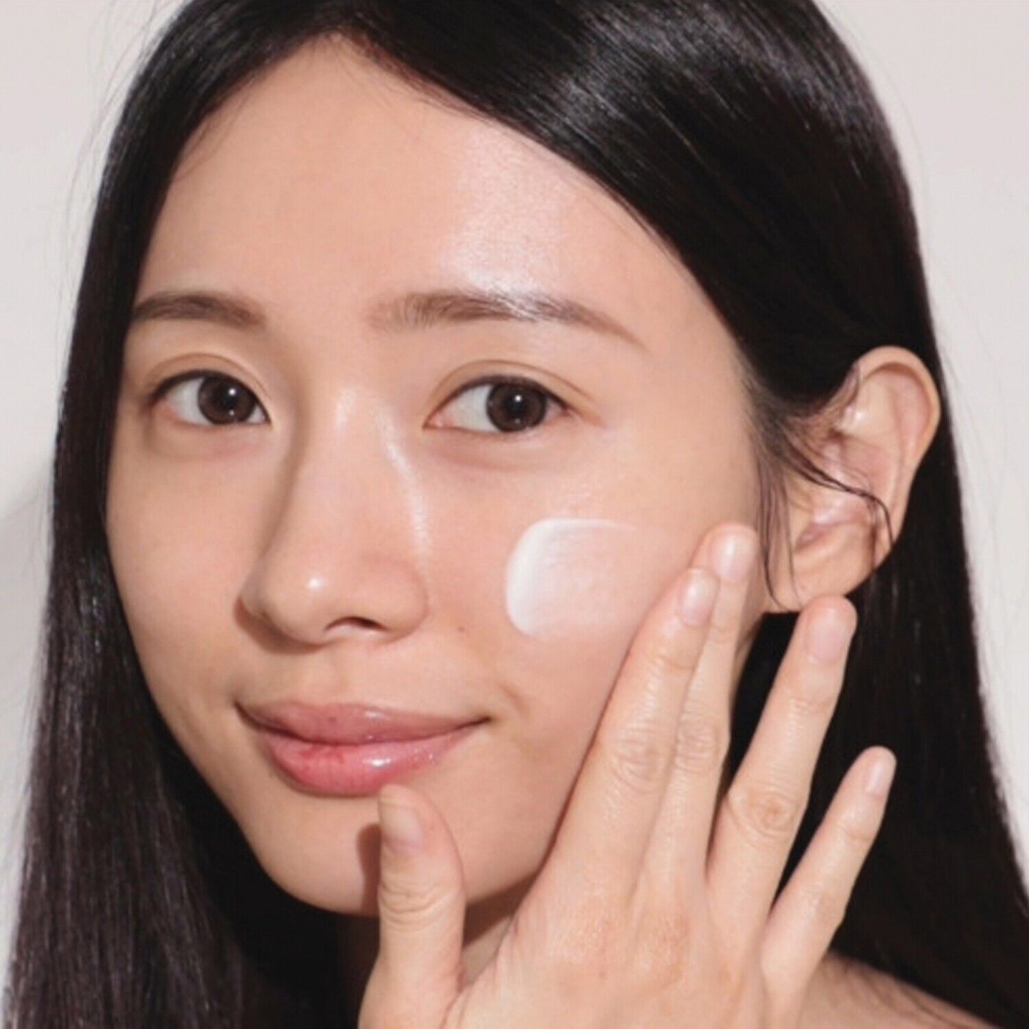 Daily Sun Serum SPF 50 PA++++ - UVA/UVB-solskydd