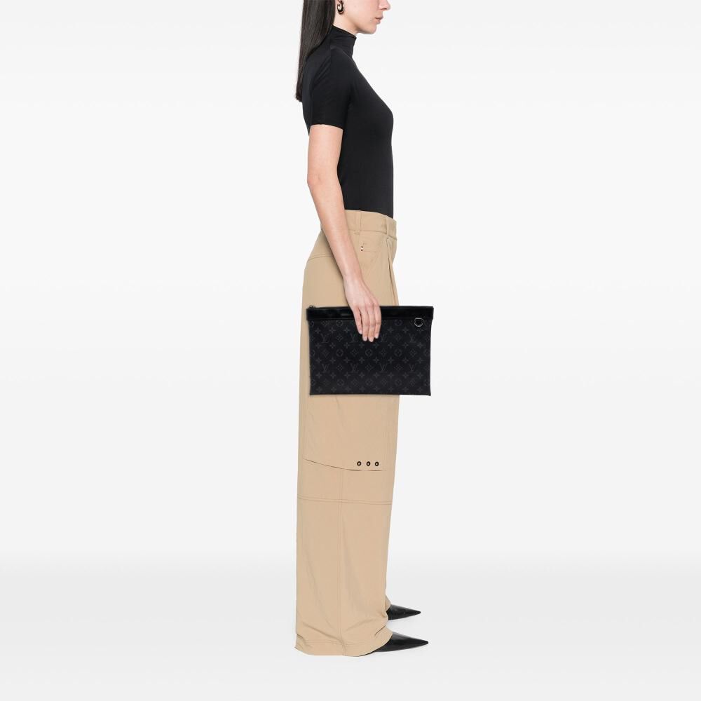 Louis Vuitton Clutch