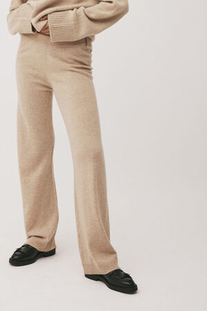 Classic 8 - 100% Cashmere