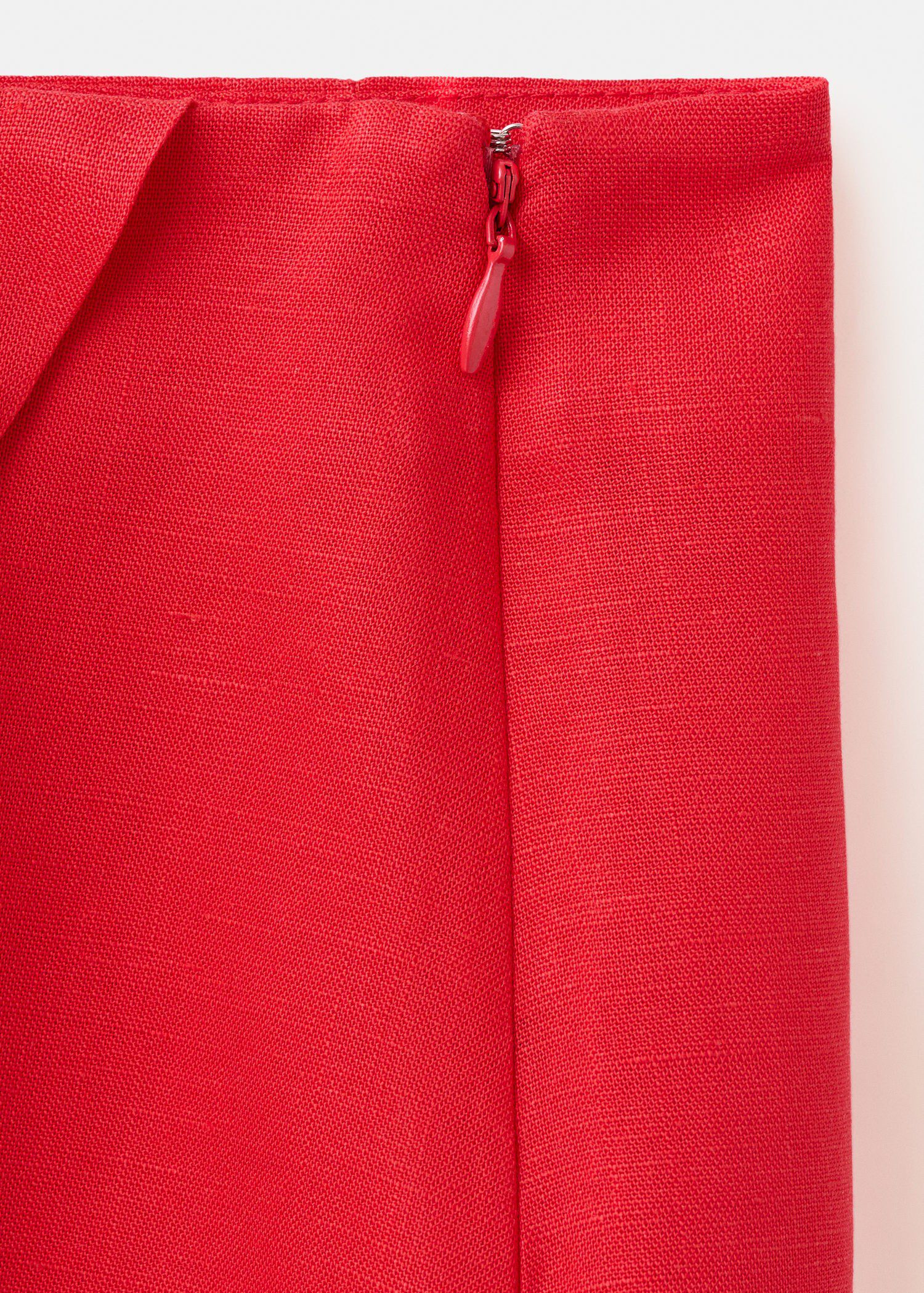 Printed skirt line