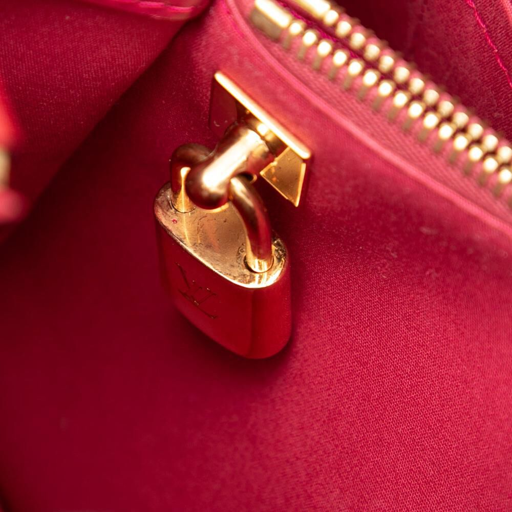 Louis Vuitton Montaigne
