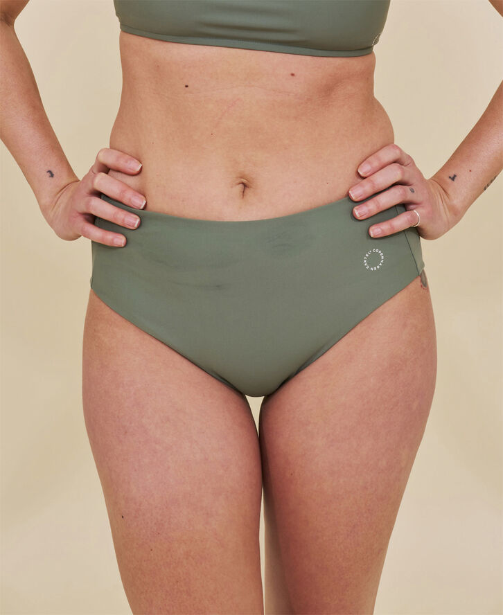 Ubud högmidjade bikinitrosa