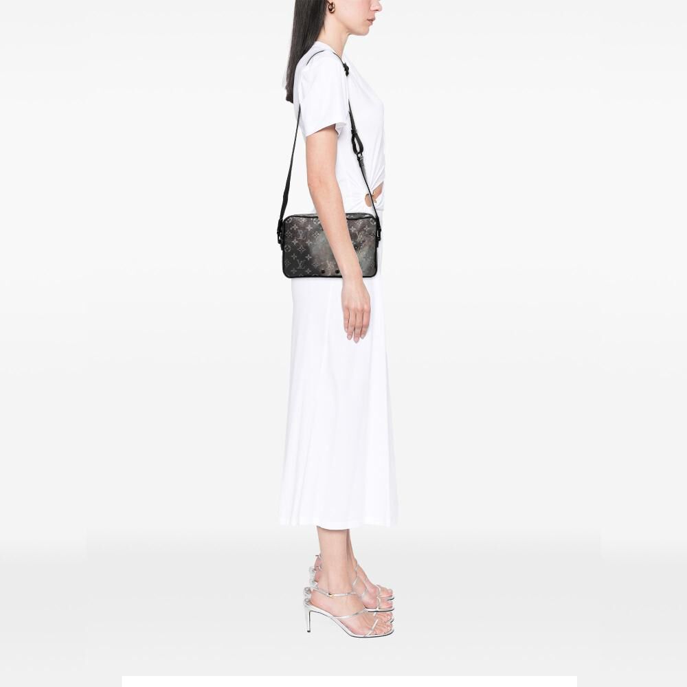 Louis Vuitton Messenger