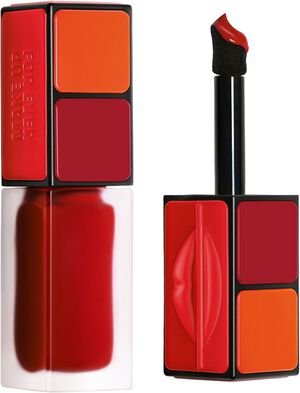 En m&aring;ngsidig flytande blush med l&aring;ngvarig verkan som kan anv&auml;ndas p&aring; k