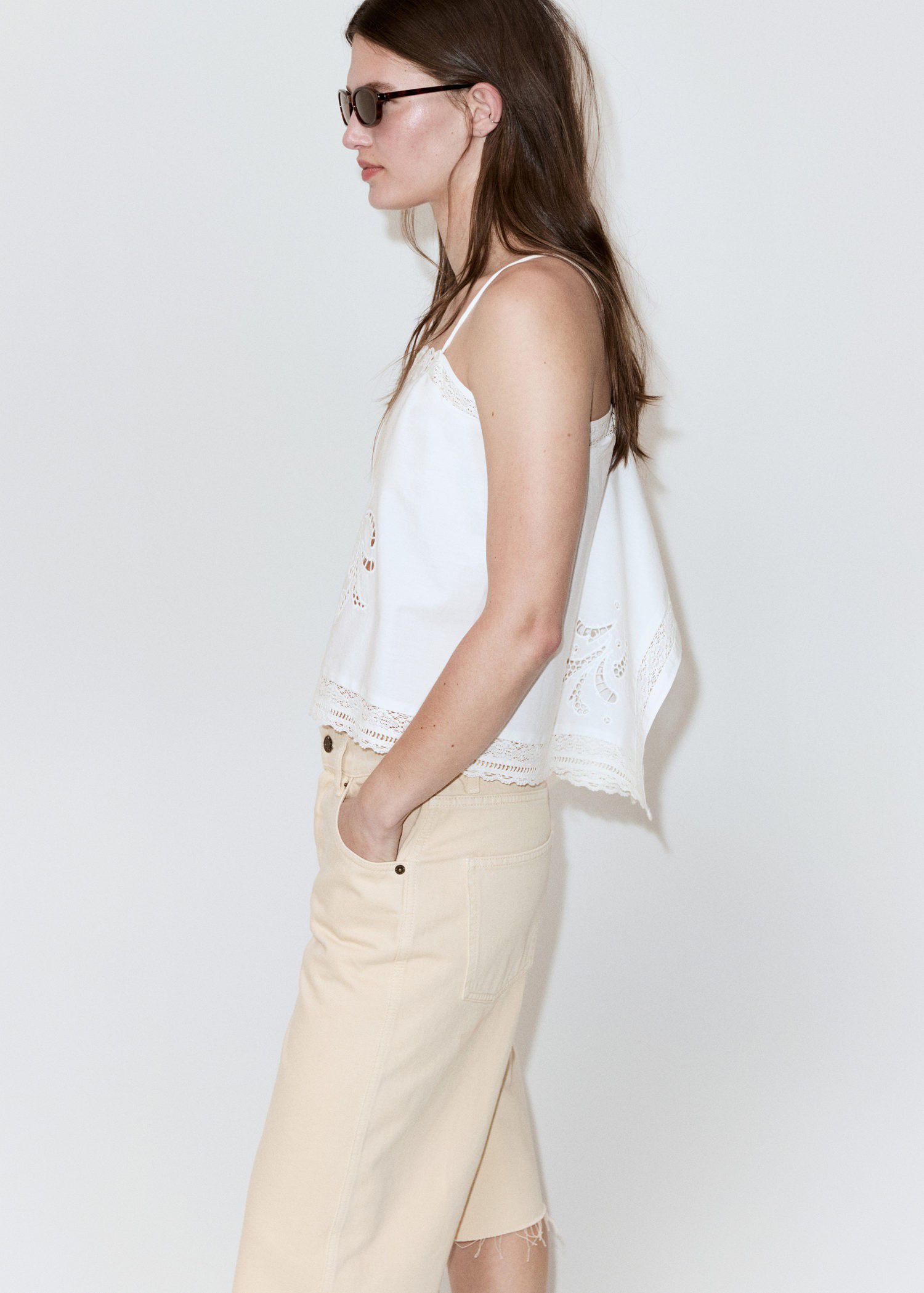 Embroidered top with openwork detai